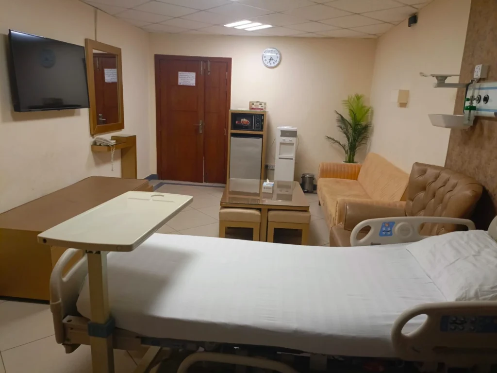 gynecologist examination room islamabad.webp
